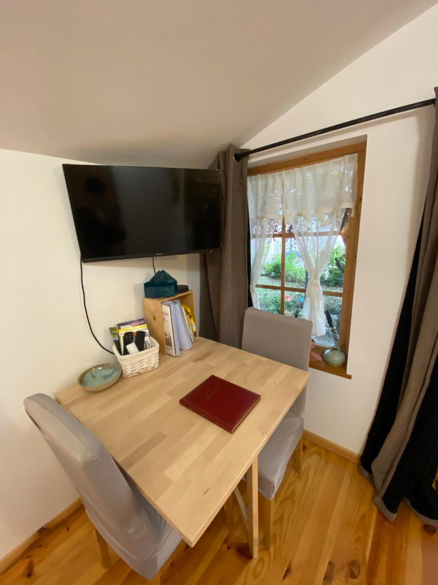 Aux Gres Des Moisonettes Guest House Limetz Bagian luar foto